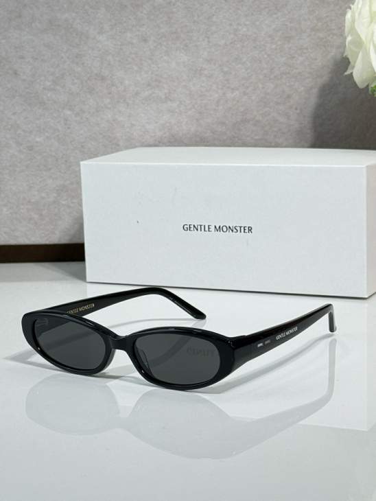 Picture of Gentle Monster Sunglasses _SKUfw77797150fw